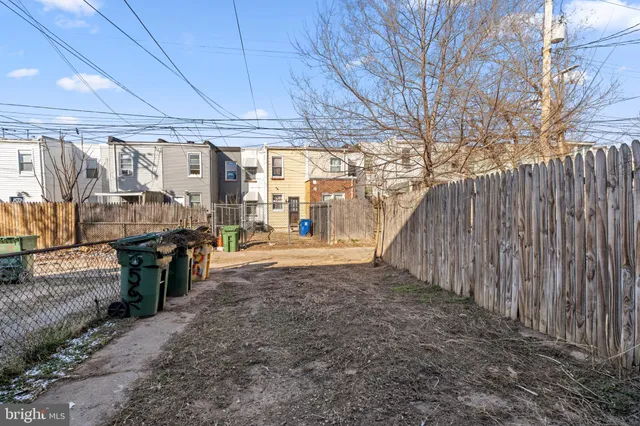 a view of a outdoor space