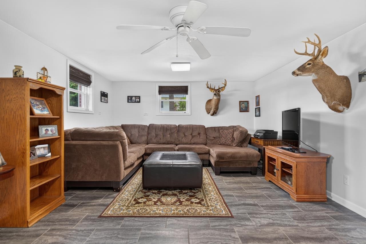 2292 North Leaf River Road Mount Morris, IL 61054 - Photo 21 of 48 Gallery Image 21