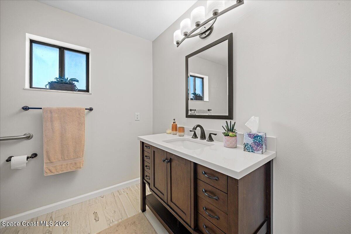 2100 Atz Road Malabar, FL 32950 - Photo 20 of 49 Master bath vanity