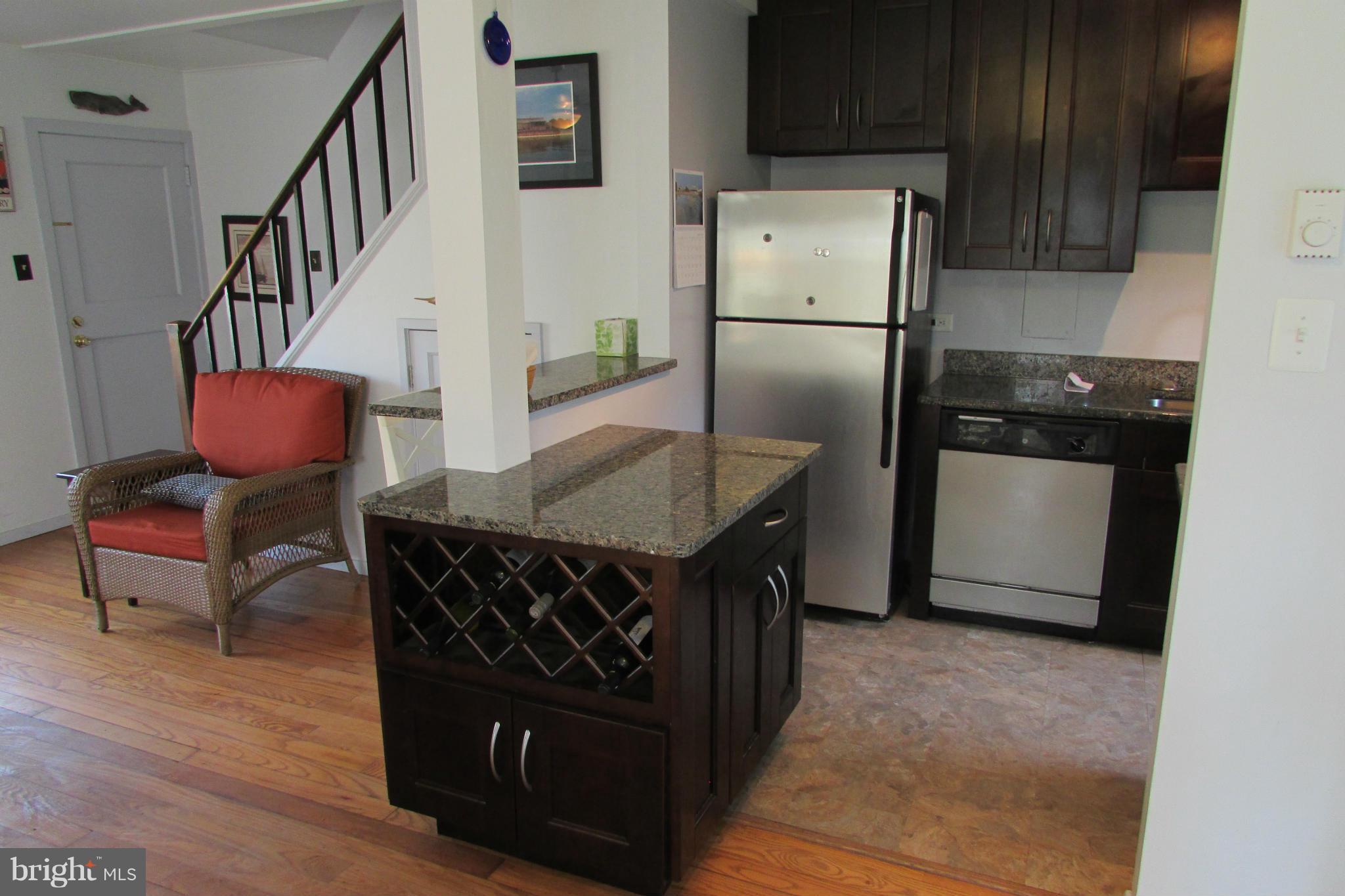 14 Ridge Road, Unit H Greenbelt, MD 20770 - Photo 2 of 30 Interior (General)
