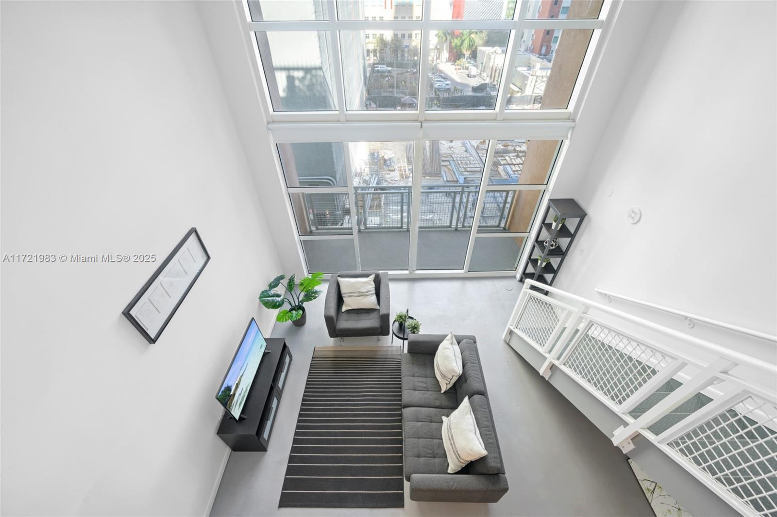 244 Biscayne Boulevard, Unit 449 Miami, FL 33132 - Photo 7 of 19