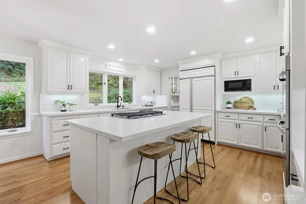 $3,600,000 | 13799 Northeast 32nd Place, Bellevue, WA 98005