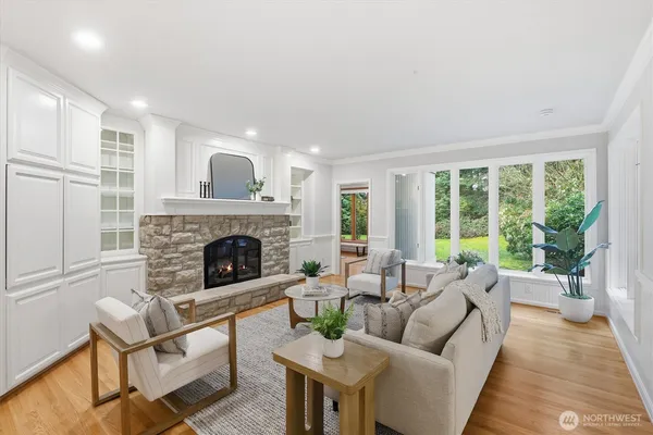 $3,600,000 | 13799 Northeast 32nd Place, Bellevue, WA 98005