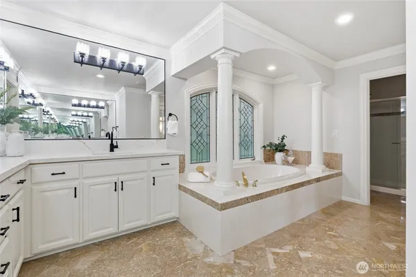 $3,600,000 | 13799 Northeast 32nd Place, Bellevue, WA 98005
