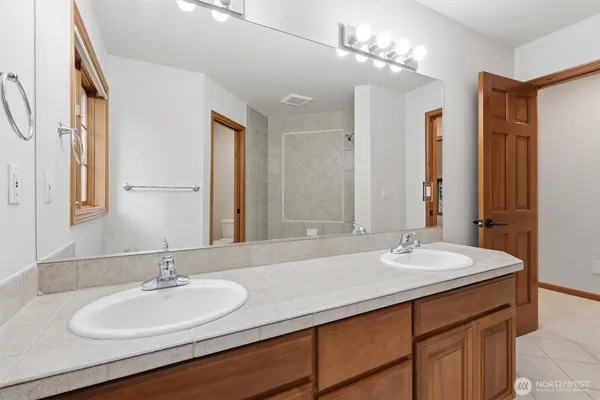 $3,600,000 | 13799 Northeast 32nd Place, Bellevue, WA 98005
