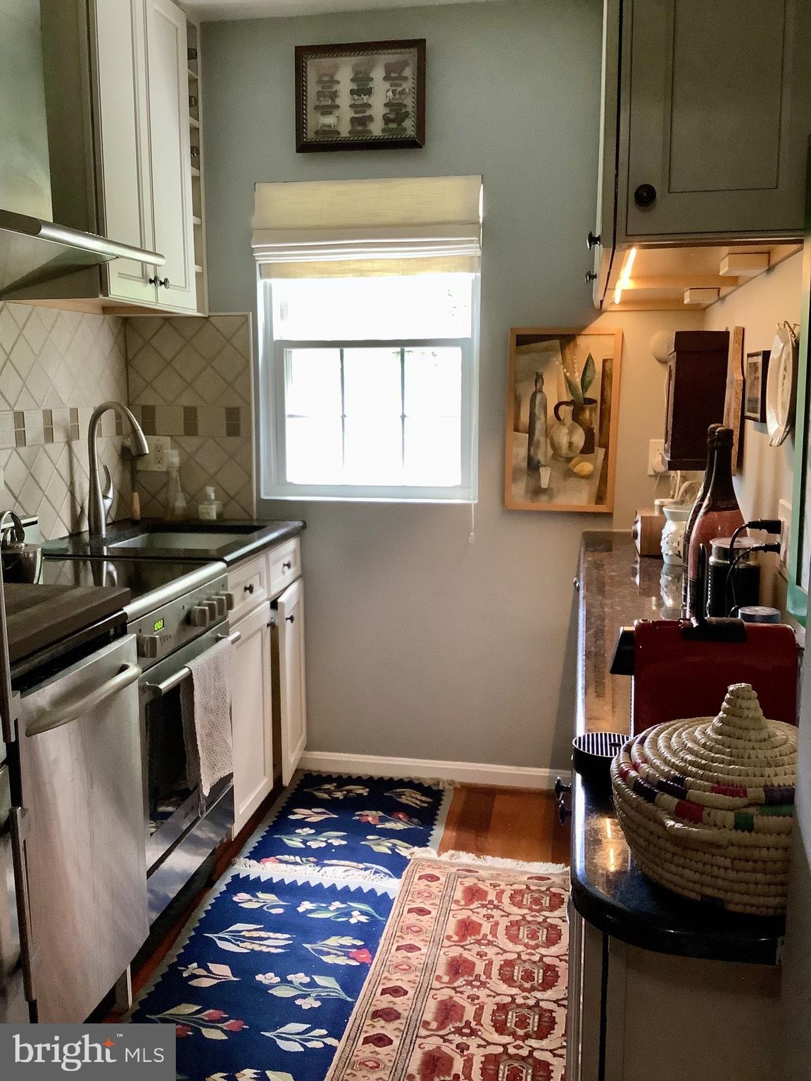 1902 North Rhodes Street, Unit 68 Arlington, VA 22201 - Photo 6 of 11
