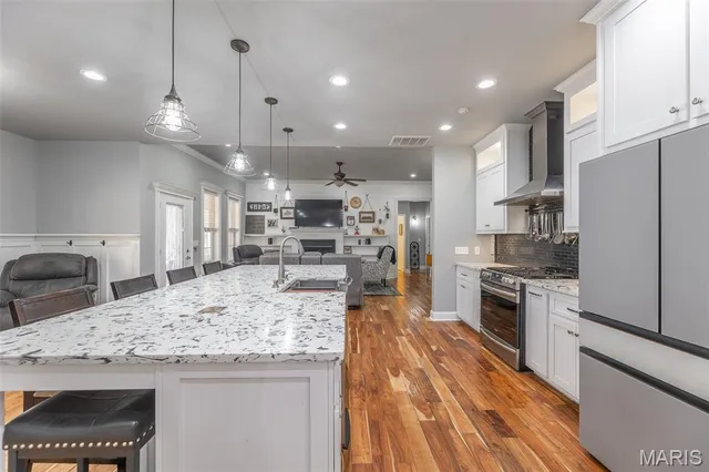 $389,000 | 196 Timber Rdg Trail, Poplar Bluff, MO 63901