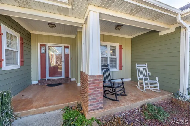 $389,000 | 196 Timber Rdg Trail, Poplar Bluff, MO 63901