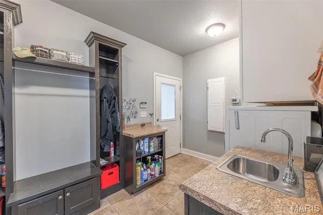 $389,000 | 196 Timber Rdg Trail, Poplar Bluff, MO 63901