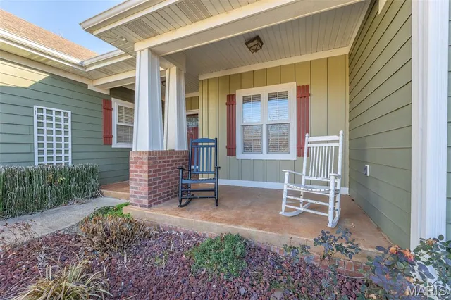 $389,000 | 196 Timber Rdg Trail, Poplar Bluff, MO 63901