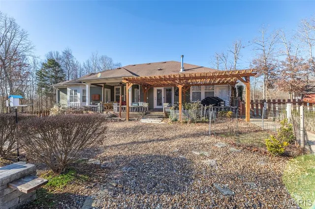 $389,000 | 196 Timber Rdg Trail, Poplar Bluff, MO 63901