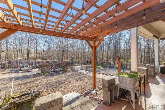 $389,000 | 196 Timber Rdg Trail, Poplar Bluff, MO 63901