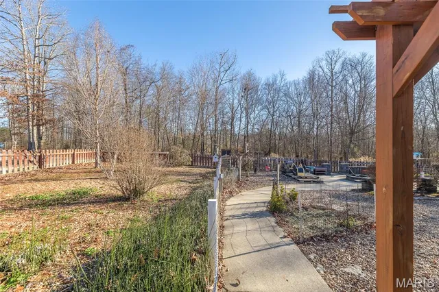 $389,000 | 196 Timber Rdg Trail, Poplar Bluff, MO 63901