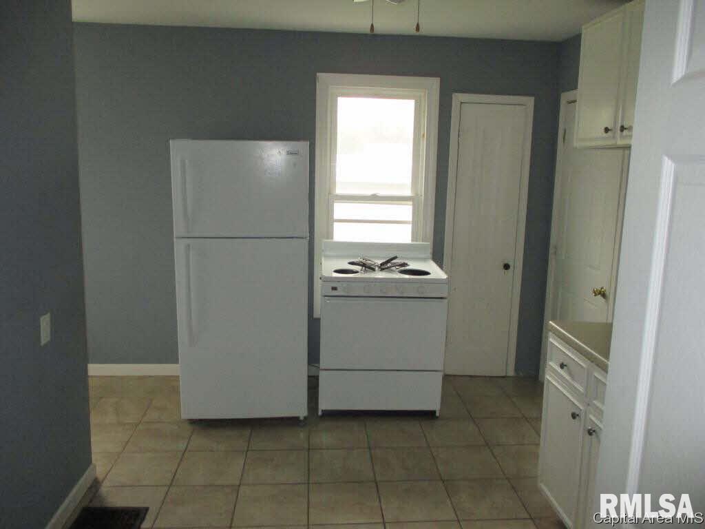 1215 North Bond Street Springfield, IL 62702 - Photo 7 of 16