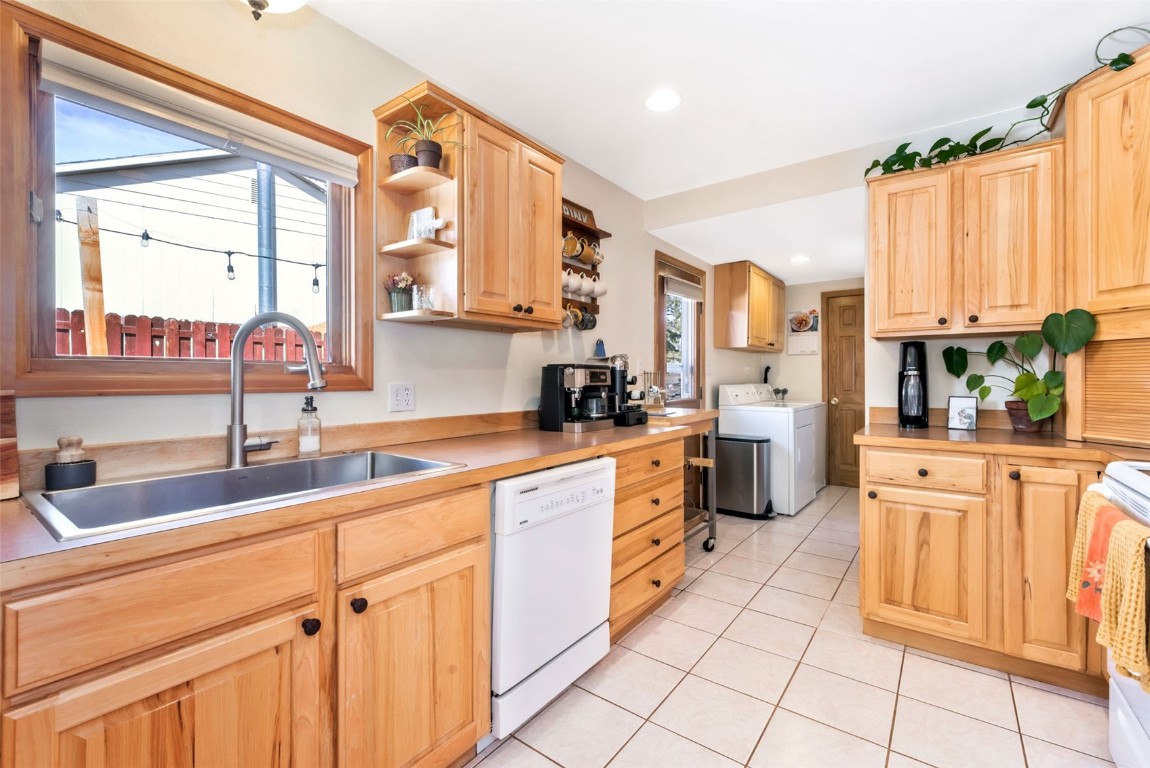 409 Clover Circle Hayden, CO 81639 - Photo 10 of 48