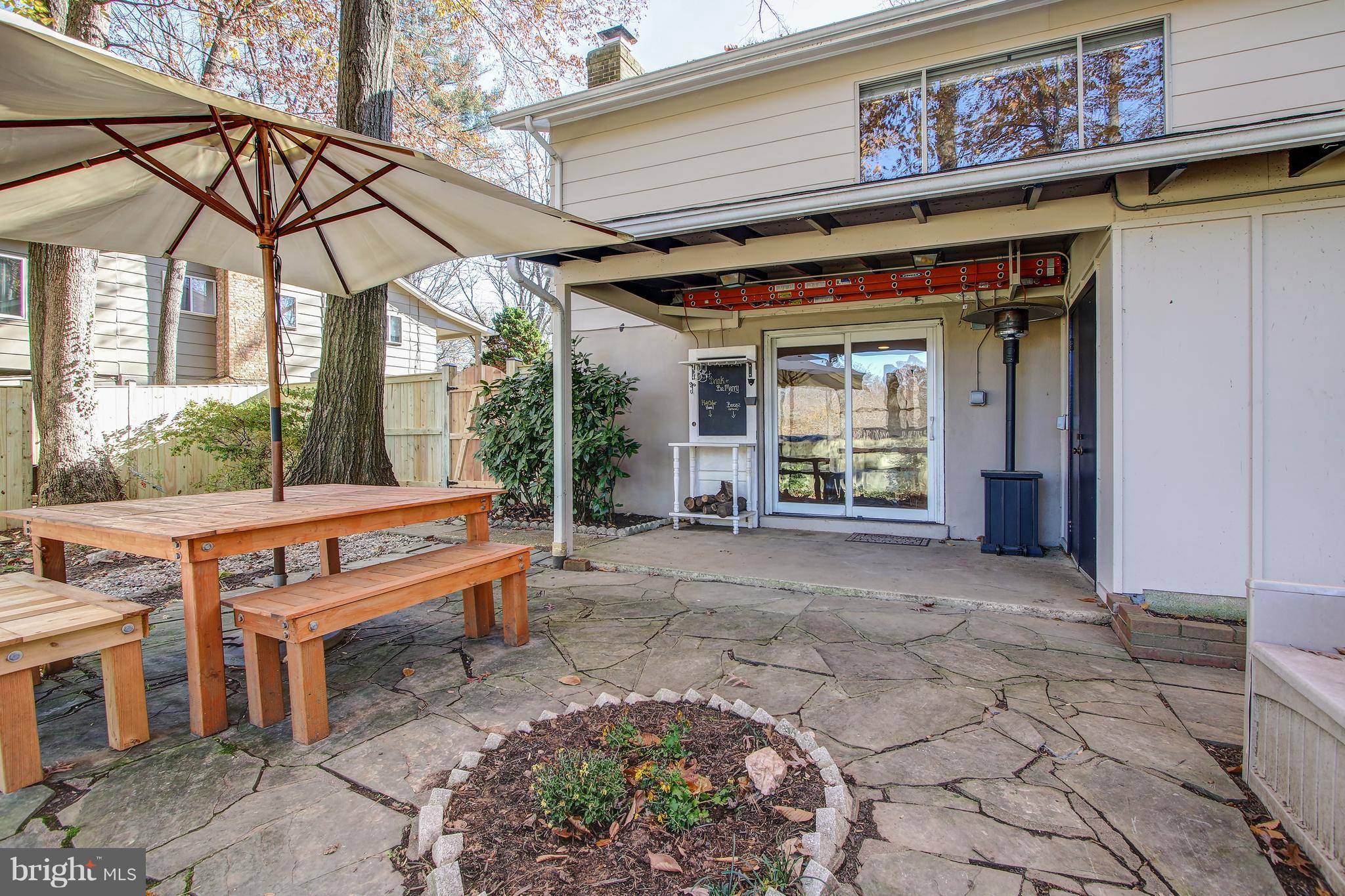 4805 Rim Rock Road Rockville, MD 20853 - Photo 28 of 31 Rear Patio