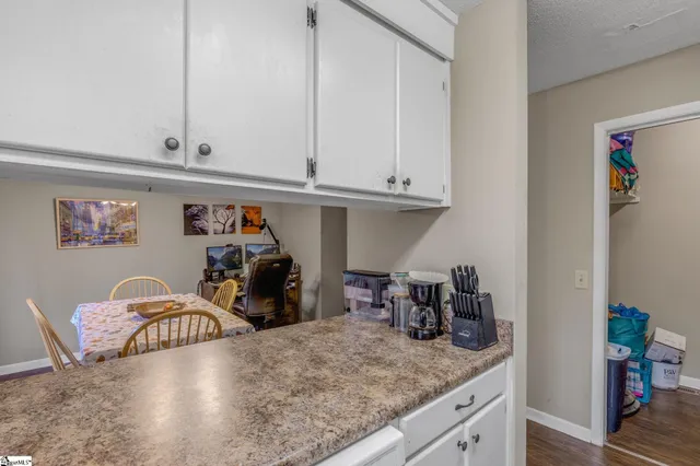 $159,900 | 220 Charleston Avenue, Clemson, SC 29631