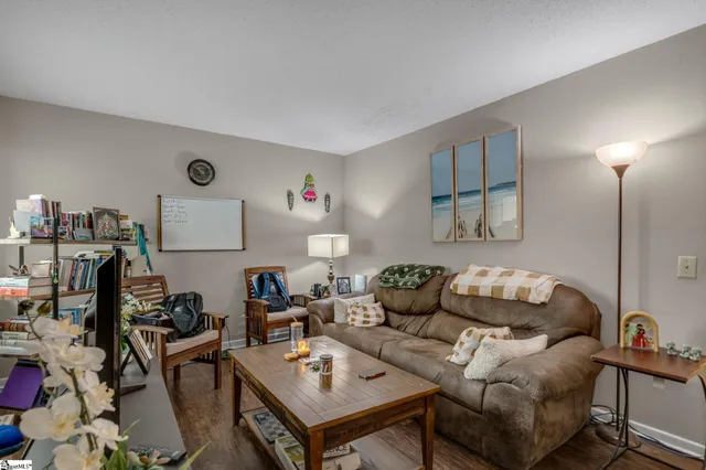 $159,900 | 220 Charleston Avenue, Clemson, SC 29631