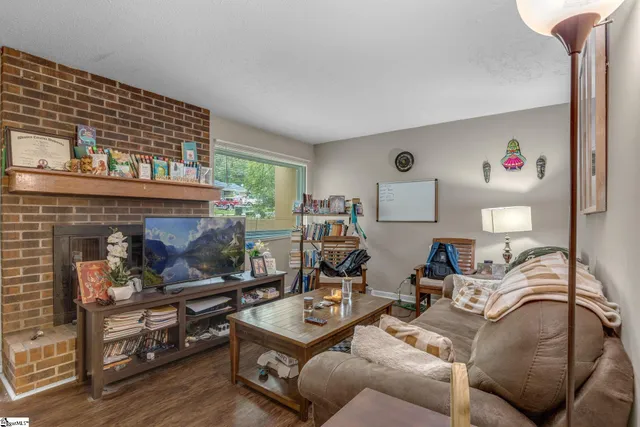 $159,900 | 220 Charleston Avenue, Clemson, SC 29631