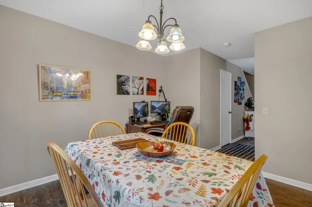 $159,900 | 220 Charleston Avenue, Clemson, SC 29631