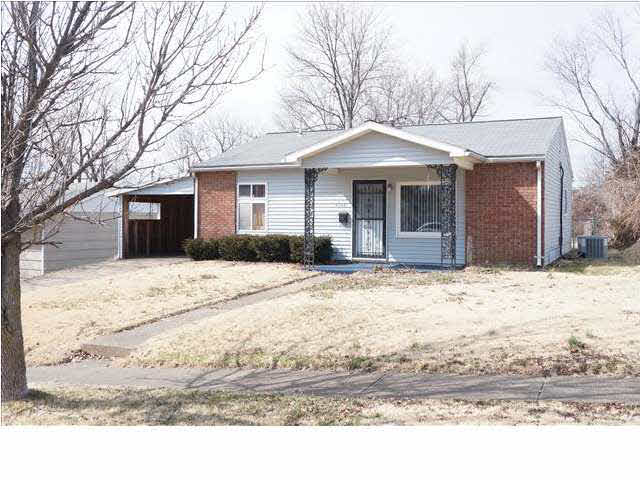 4348 Stratford Road Evansville, IN 47710 - Photo 1 of 30 Gallery Image 1