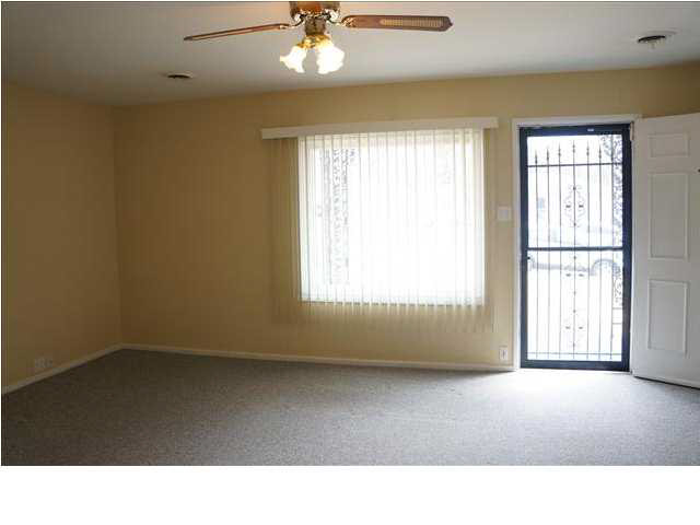 4348 Stratford Road Evansville, IN 47710 - Photo 4 of 30 Gallery Image 4