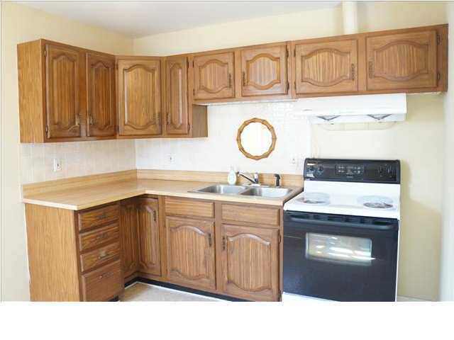 4348 Stratford Road Evansville, IN 47710 - Photo 8 of 30 Gallery Image 8