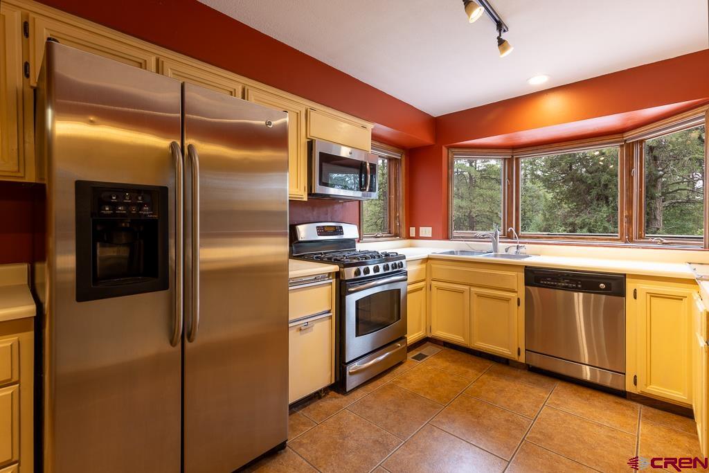 327 Sortais Road Durango, CO 81301 - Photo 10 of 32 Gallery Image 10