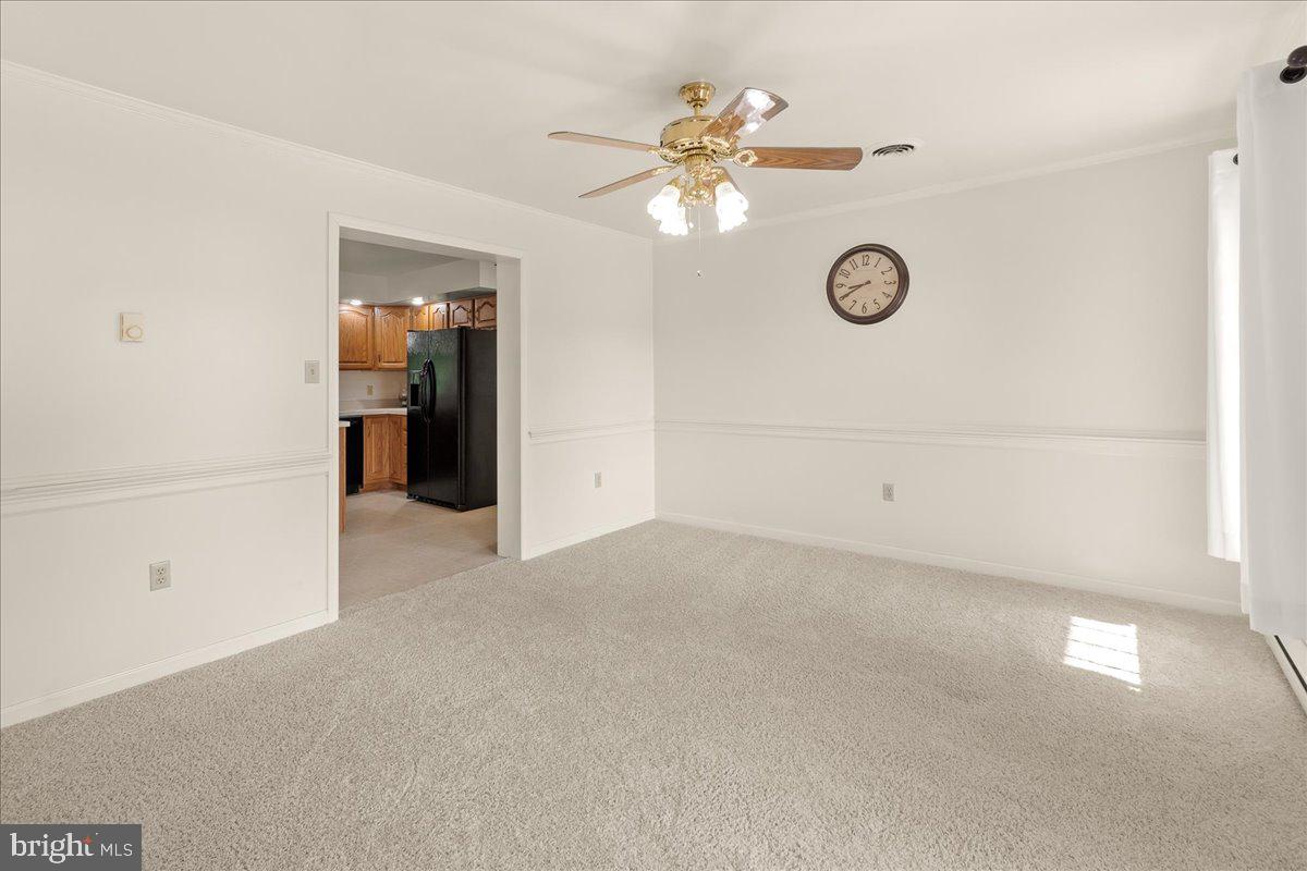 21873 Boonsboro Mountain Road Boonsboro, MD 21713 - Photo 19 of 48 Dining Room