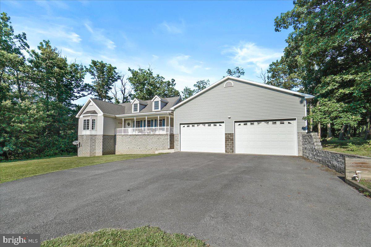 21873 Boonsboro Mountain Road Boonsboro, MD 21713 - Photo 2 of 48