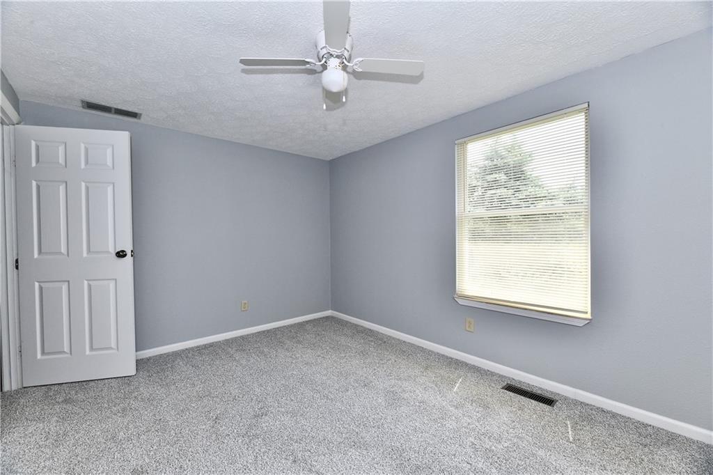 8437 Castle Ridge Lane Indianapolis, IN 46256 - Photo 16 of 50 Gallery Image 16