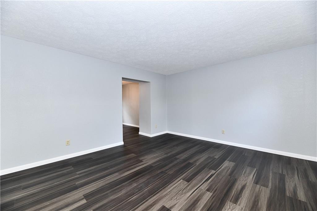8437 Castle Ridge Lane Indianapolis, IN 46256 - Photo 24 of 50 Gallery Image 24