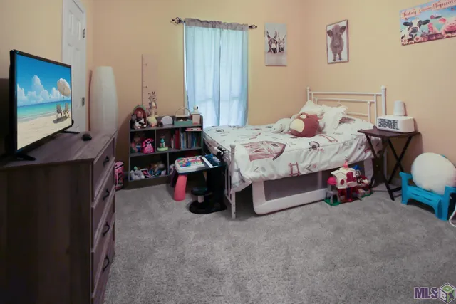 $320,000 | 31228 Seagull Lane, Denham Springs, LA 70726