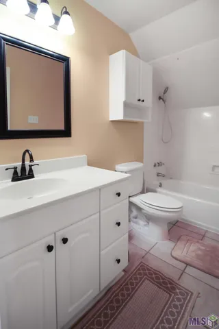 $320,000 | 31228 Seagull Lane, Denham Springs, LA 70726