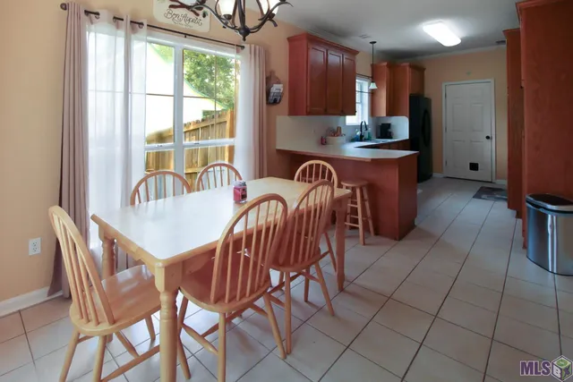 $320,000 | 31228 Seagull Lane, Denham Springs, LA 70726