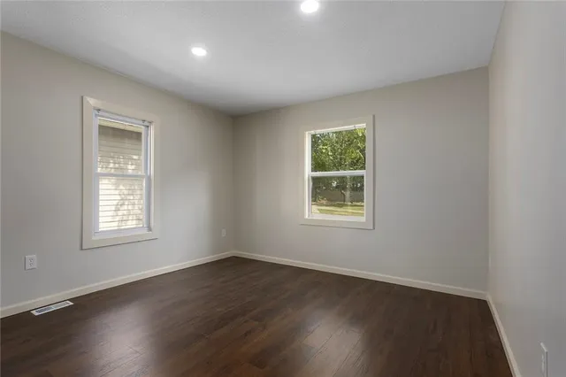 $210,000 | 724 North Osage Street, Independence, MO 64050