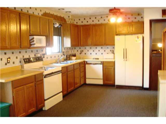 235 Lansdowne Road Indianapolis, IN 46234 - Photo 3 of 9