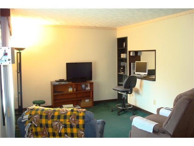 235 Lansdowne Road Indianapolis, IN 46234 - Photo 4 of 9