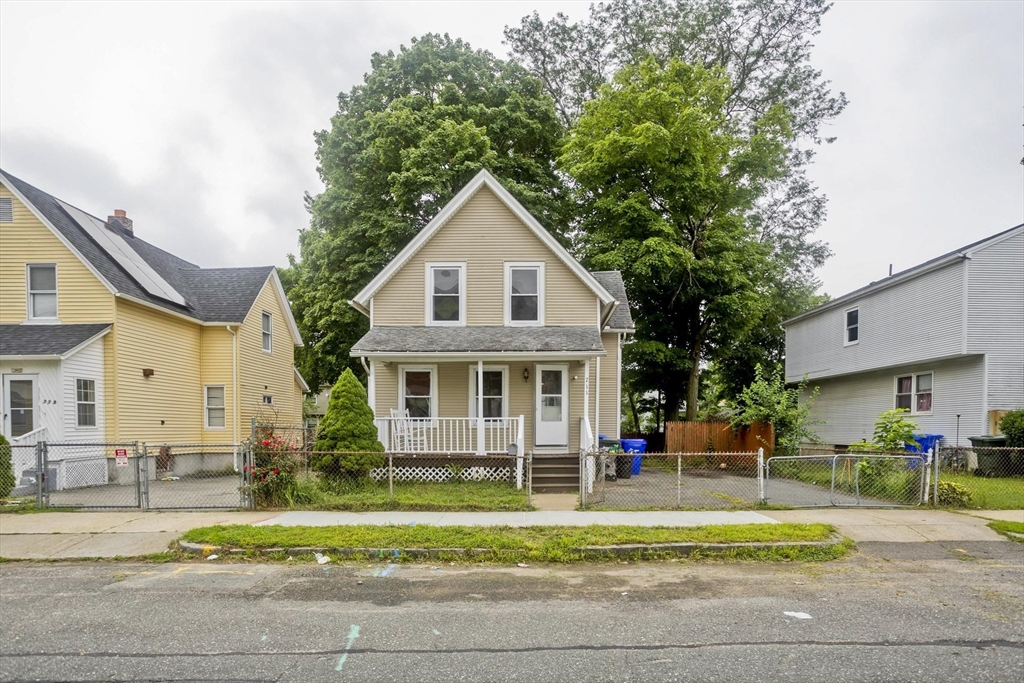 711 Union Street Springfield, MA 01109 - Photo 3 of 42 Gallery Image 3