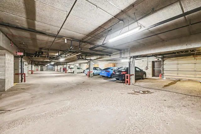 $124,900 | 401 East Burnsville Parkway, Unit 239, Burnsville, MN 55337