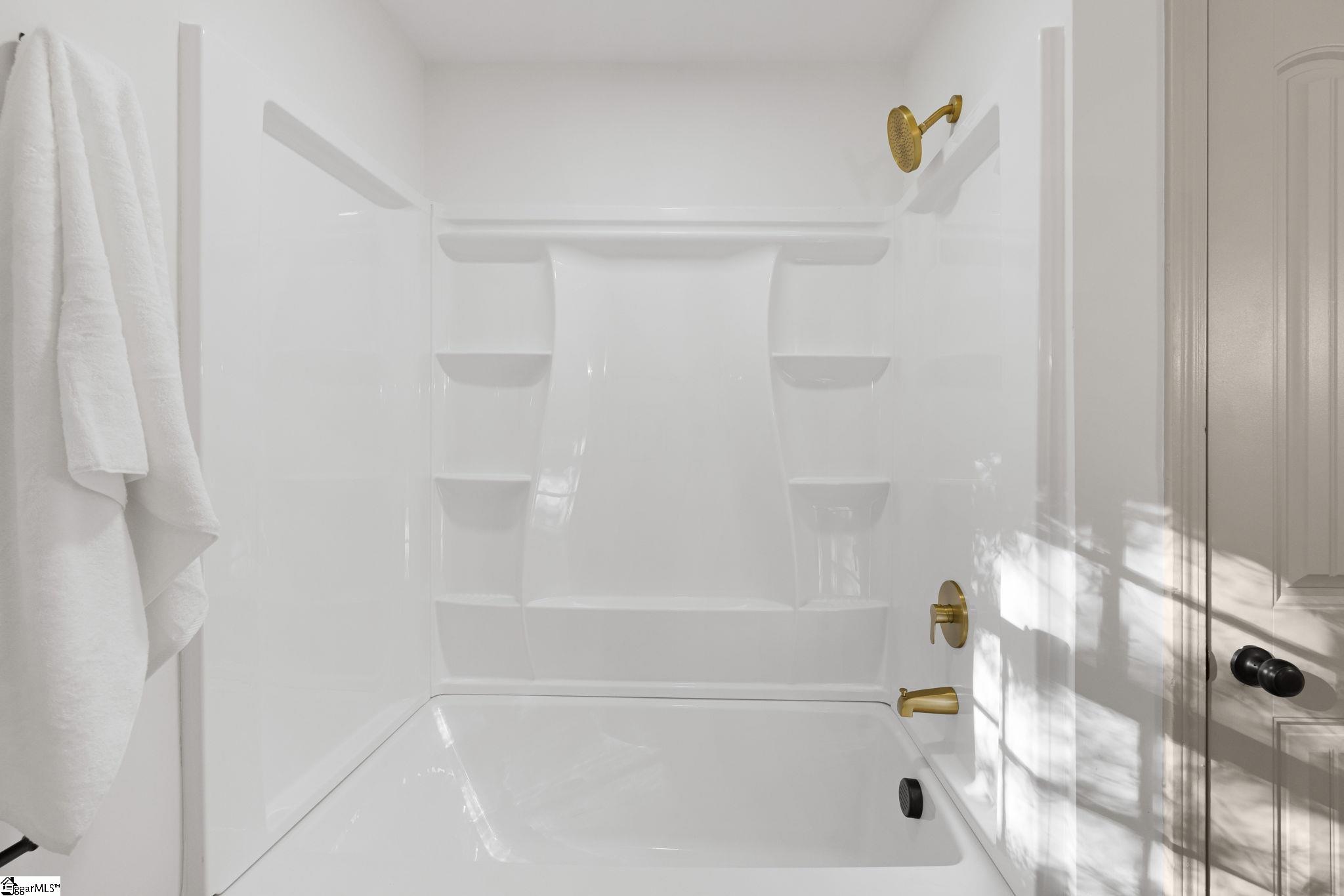 406 Rollingreen Road Greenville, SC 29615 - Photo 16 of 42