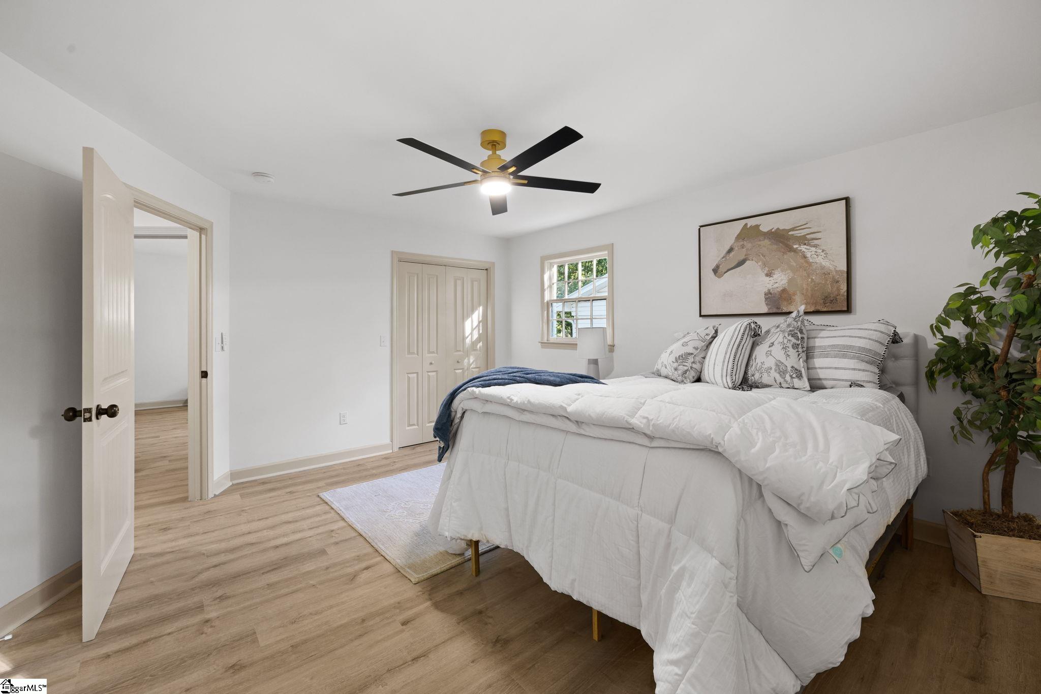 406 Rollingreen Road Greenville, SC 29615 - Photo 22 of 42