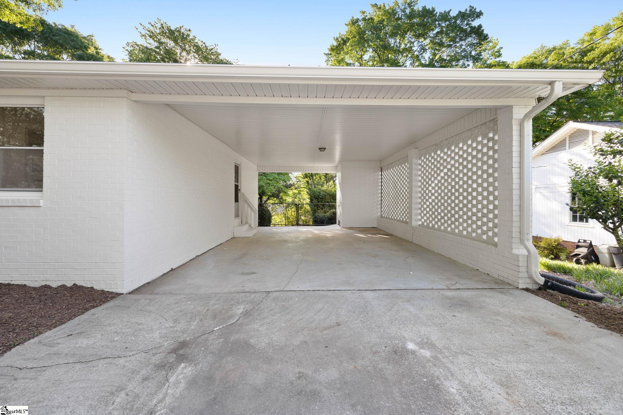 406 Rollingreen Road Greenville, SC 29615 - Photo 36 of 42