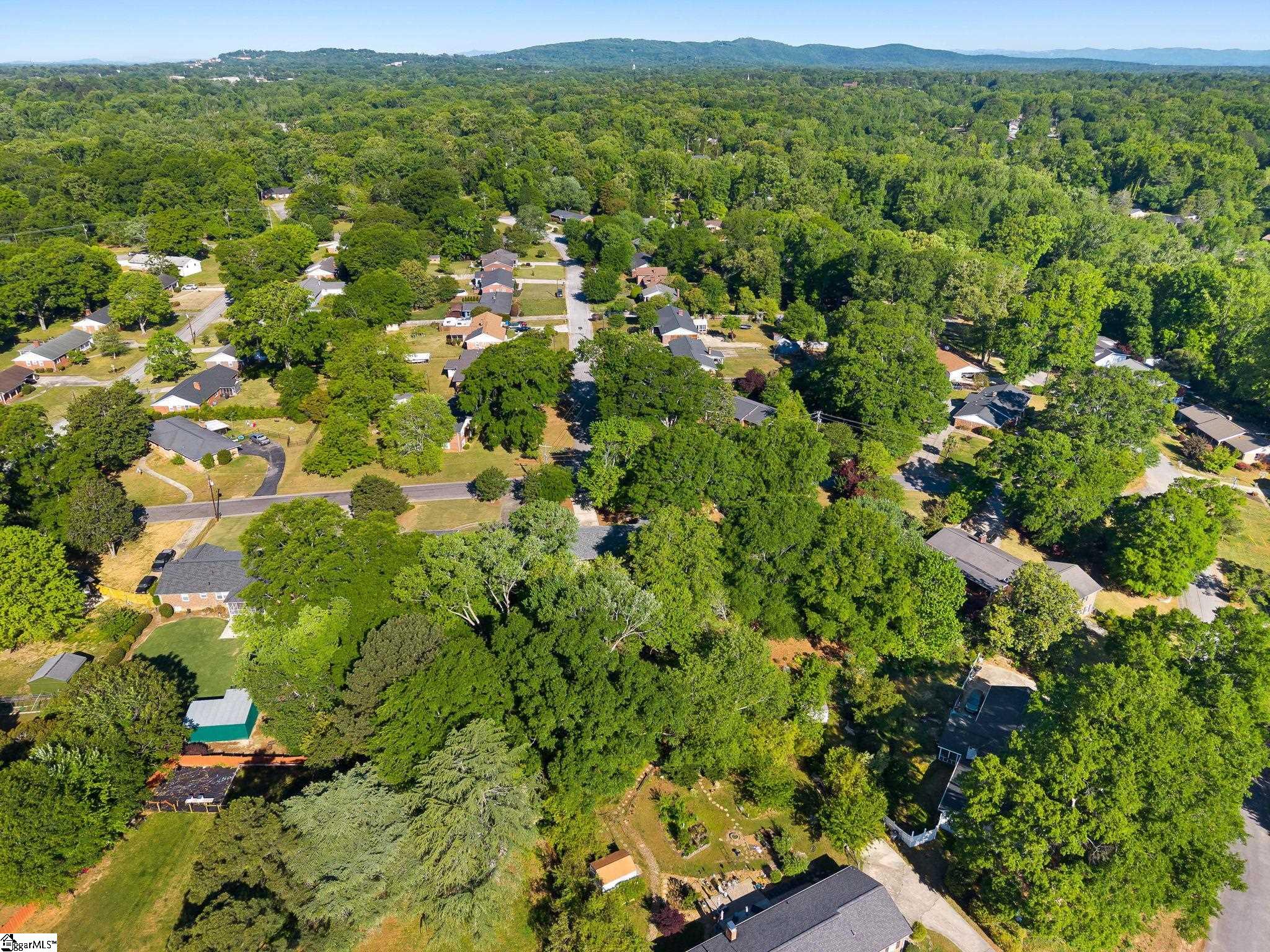 406 Rollingreen Road Greenville, SC 29615 - Photo 41 of 42