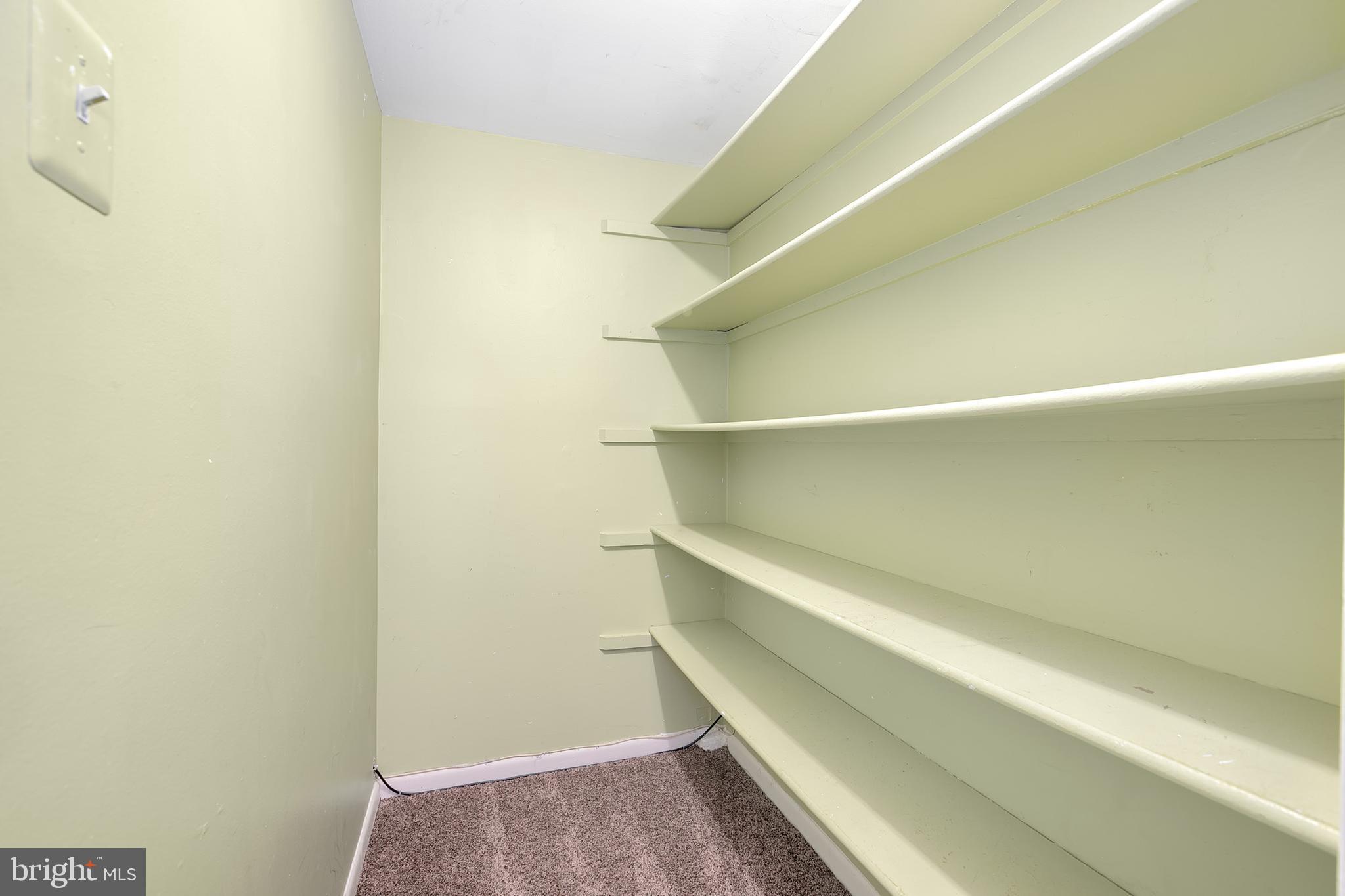1525 Northgate Square, Unit 2C Reston, VA 20190 - Photo 21 of 32 Gallery Image 21