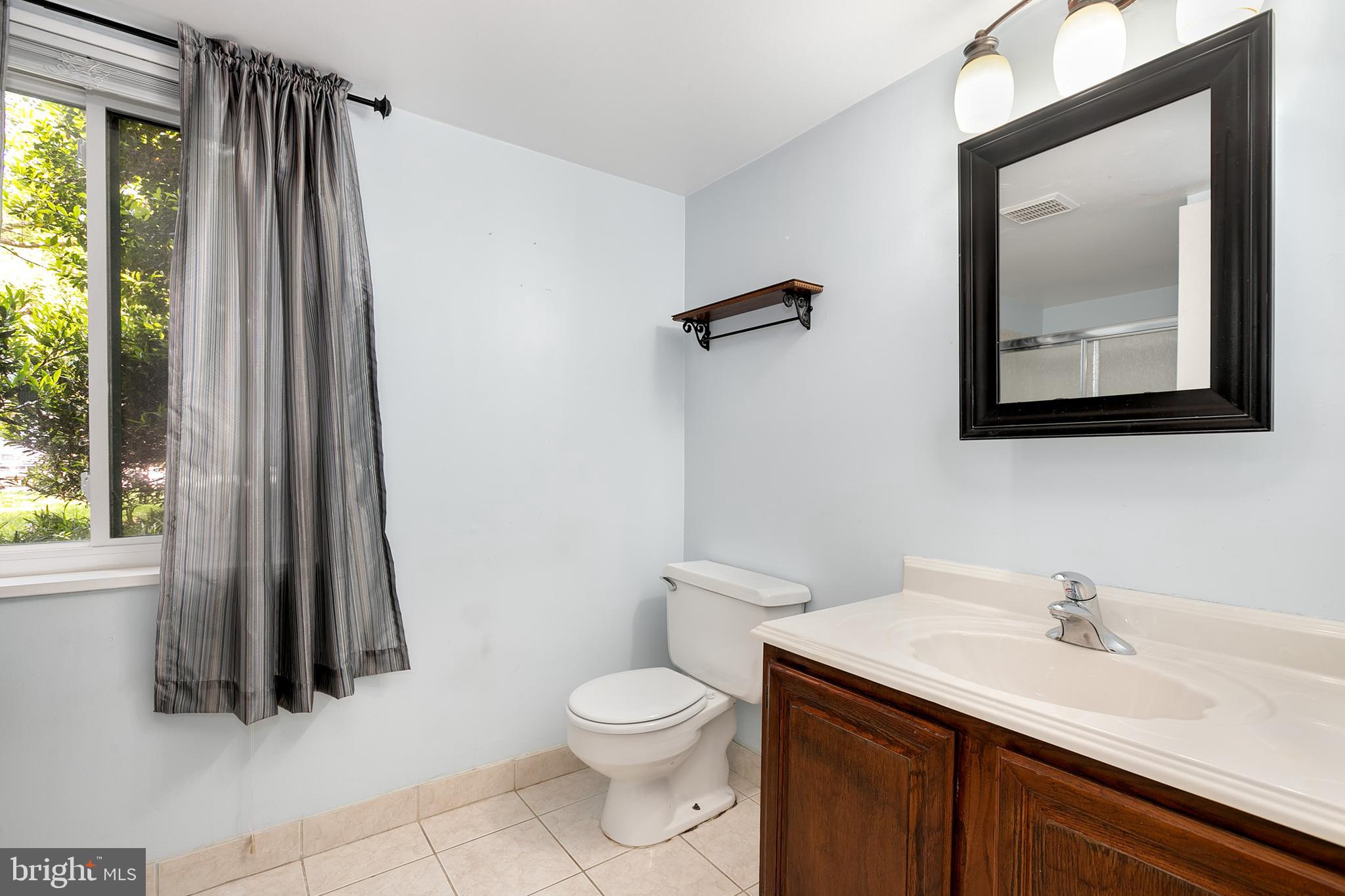 1525 Northgate Square, Unit 2C Reston, VA 20190 - Photo 24 of 32 Gallery Image 24