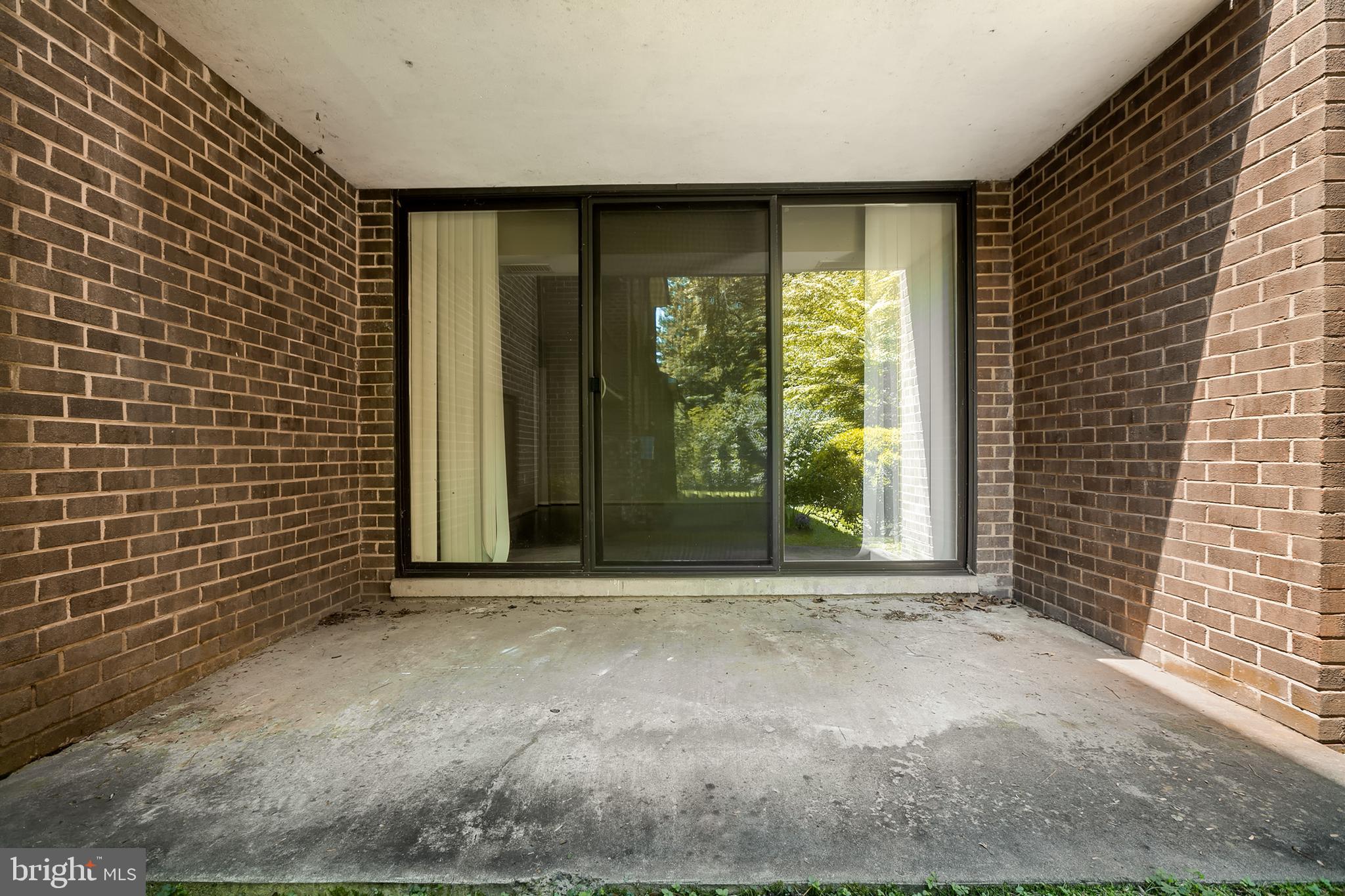 1525 Northgate Square, Unit 2C Reston, VA 20190 - Photo 29 of 32 Gallery Image 29