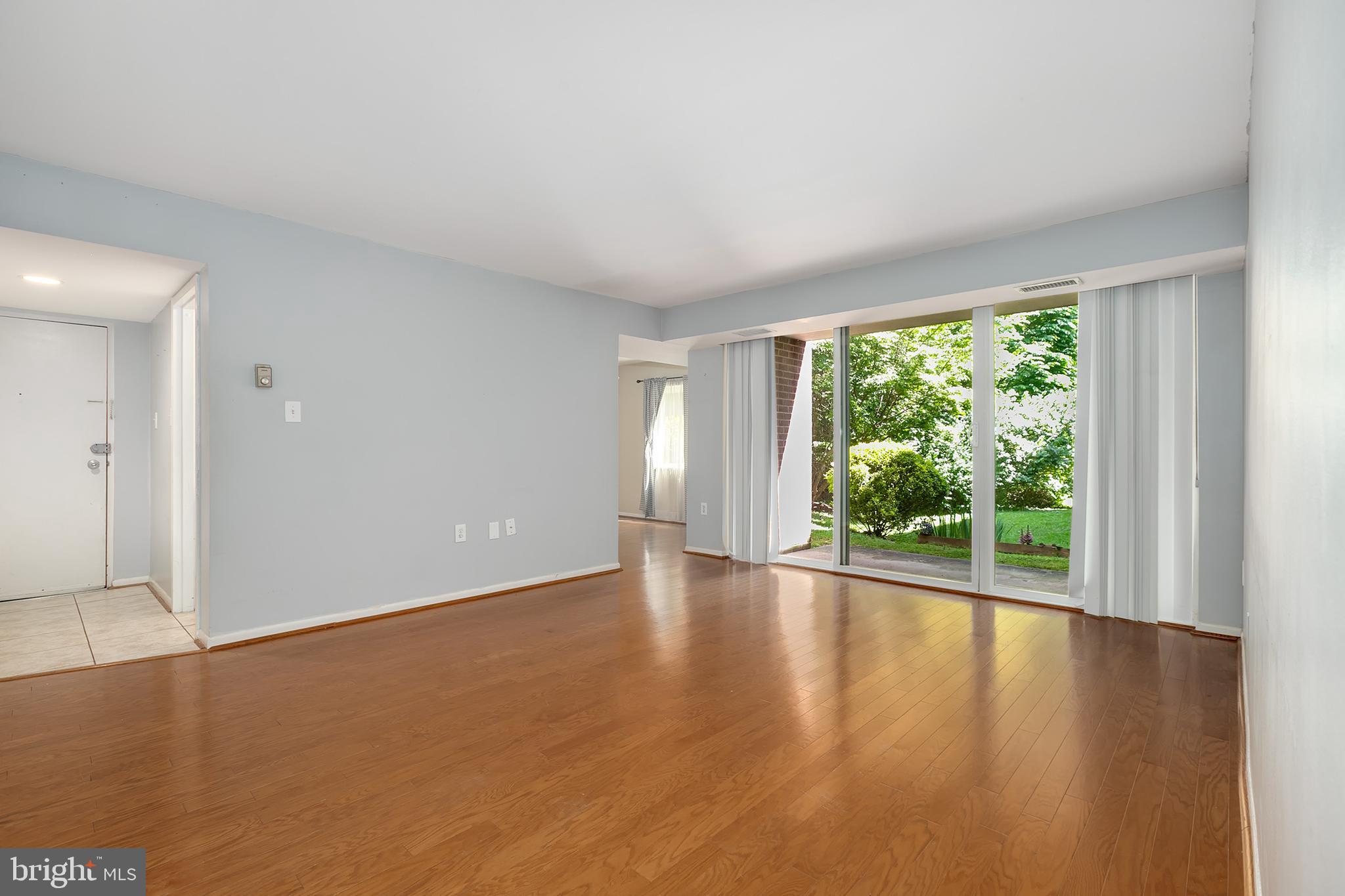 1525 Northgate Square, Unit 2C Reston, VA 20190 - Photo 7 of 32 Gallery Image 7