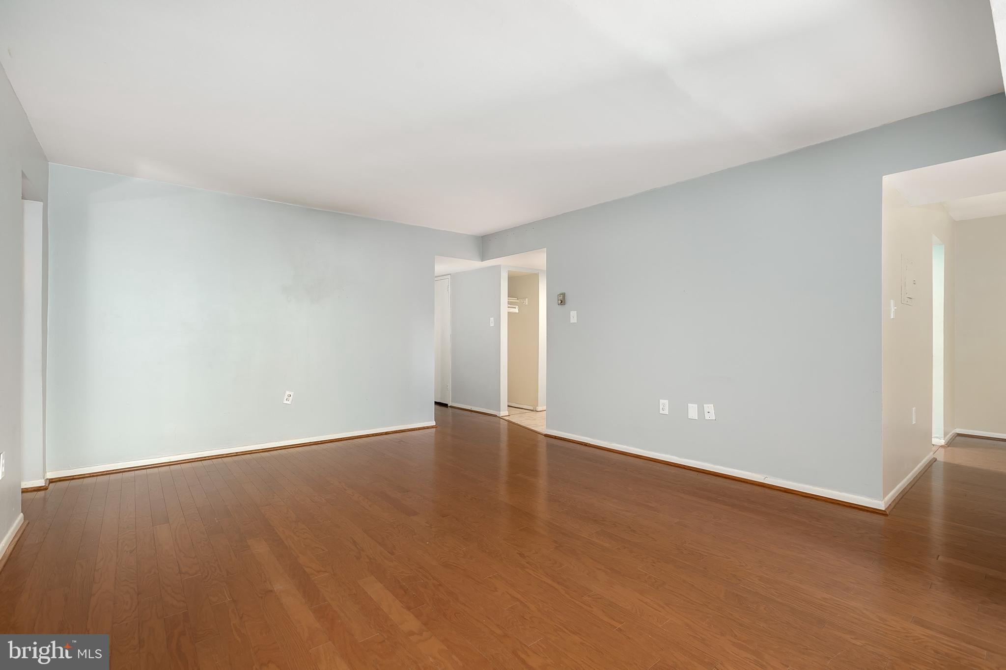 1525 Northgate Square, Unit 2C Reston, VA 20190 - Photo 8 of 32 Gallery Image 8
