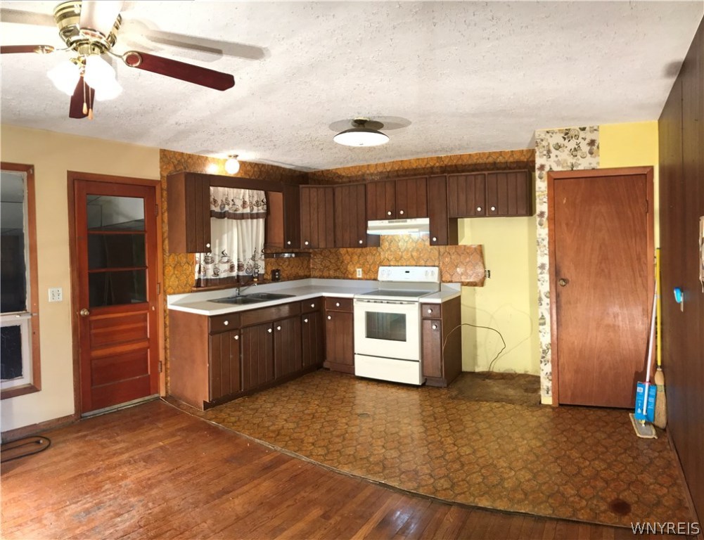 1187 Cain Road Evans, NY 14006 - Photo 3 of 21
